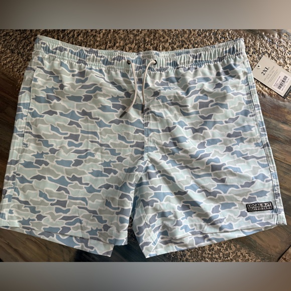 Local Boy Outfitters Bayview Swim Trunk NWT size  2XL Cool Oak 
Camo - Picture 1 of 8